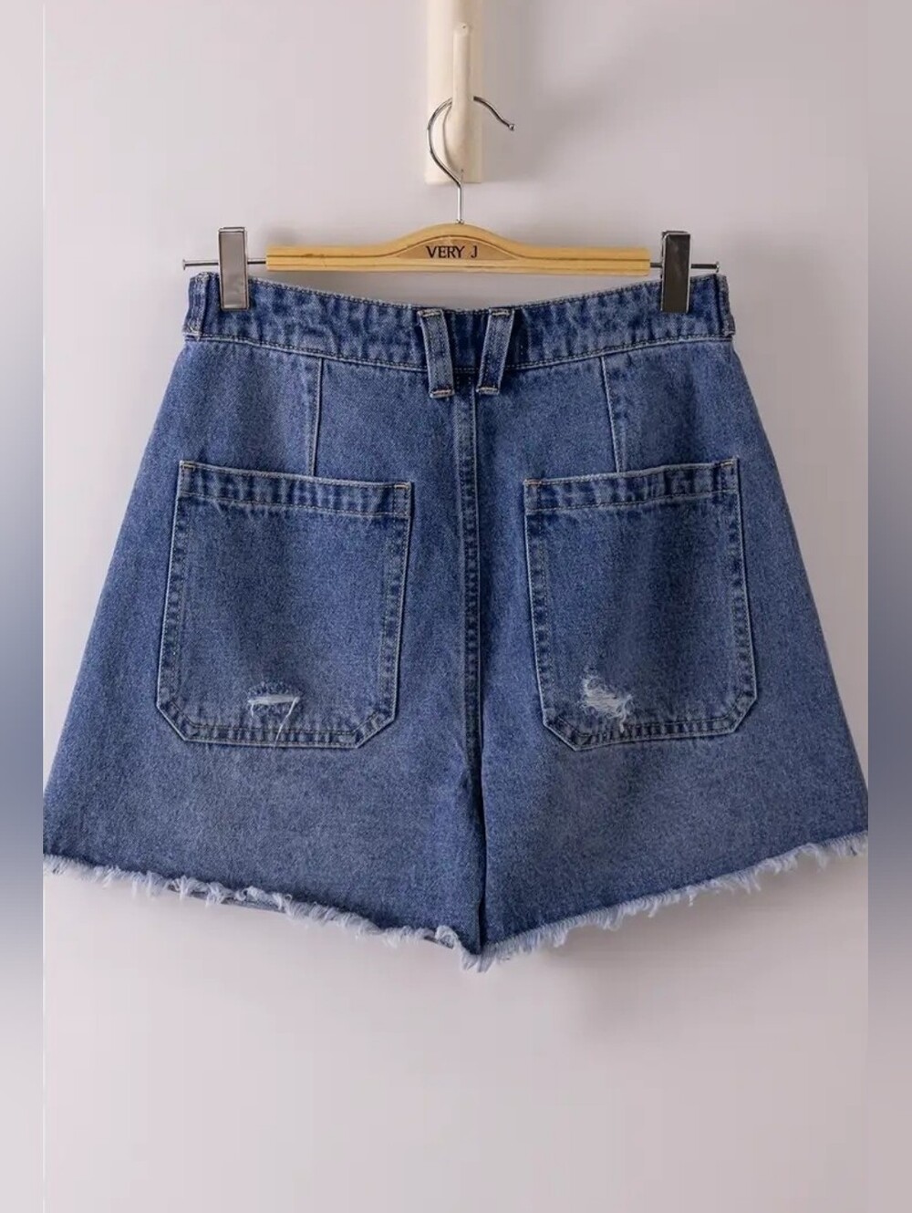 NWT, Very J Blue High-Waist Distressed Jean Shorts, Size Small - Picture 3 of 3